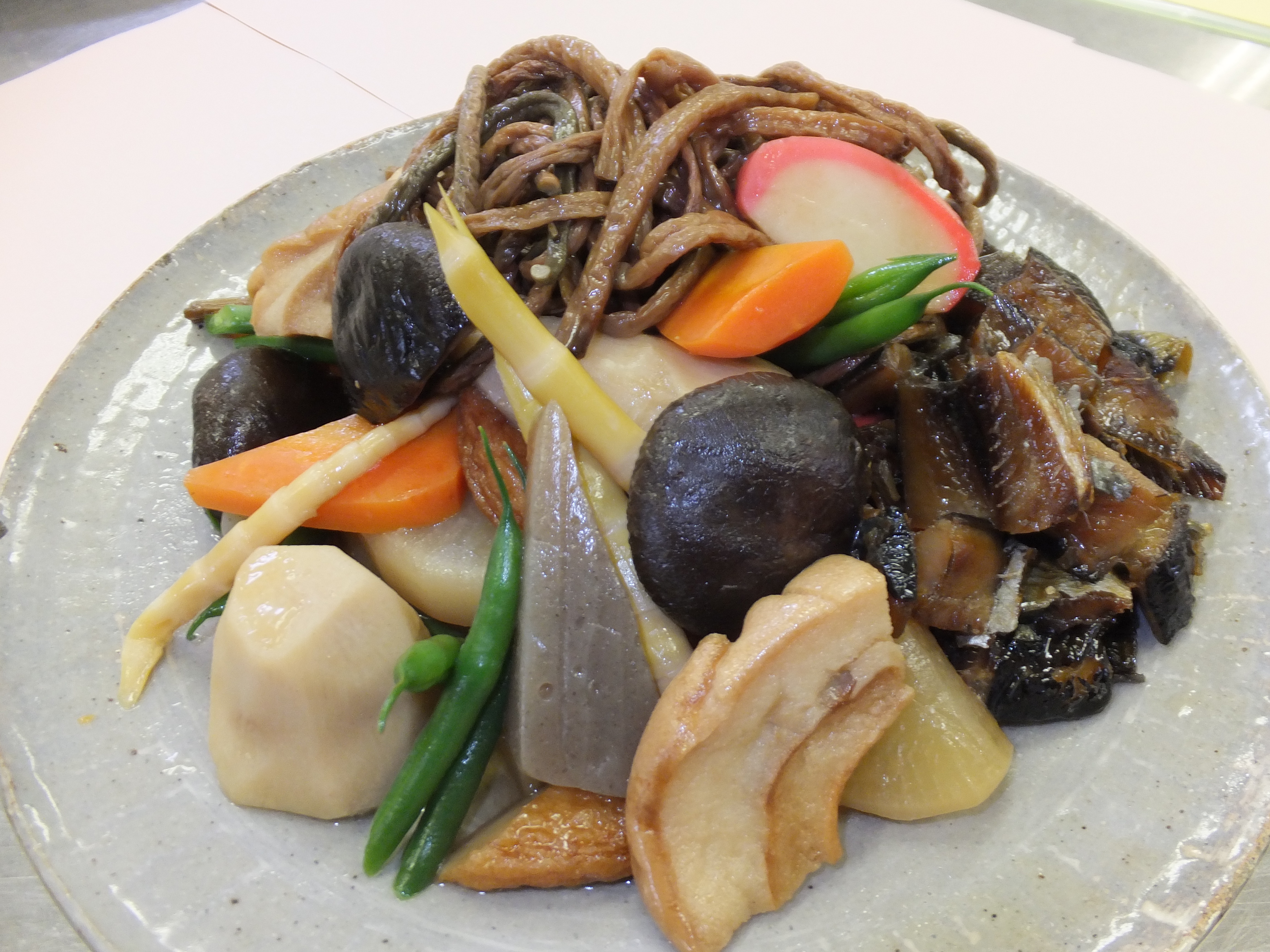 ぜんまい煮物 食まちうおぬま ぜんまい煮物 食まちうおぬま