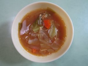 野菜と鶏ひき肉のカレースープ