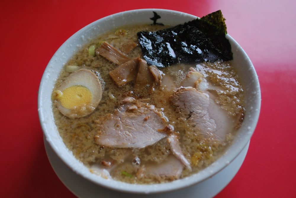 土佐屋　背油ラーメン